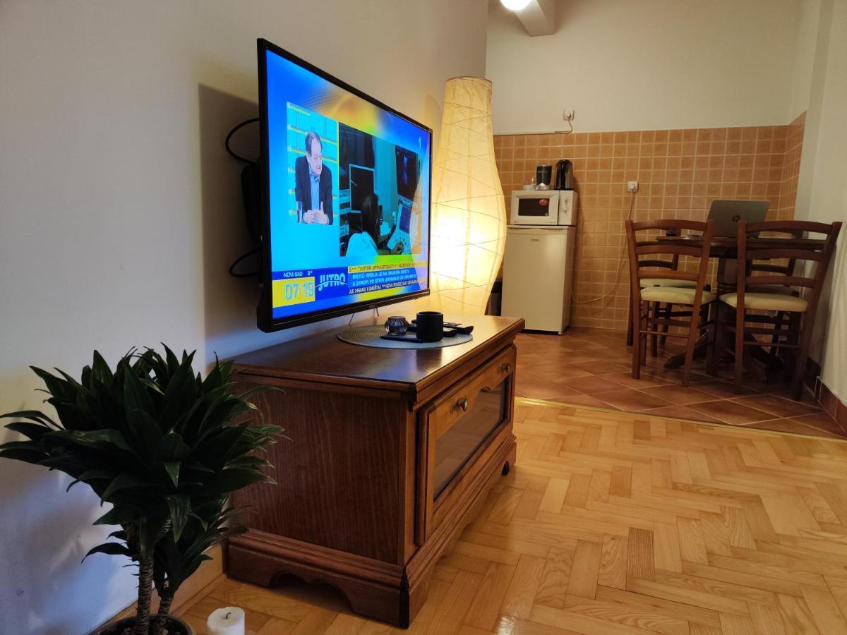 Appartamento Srecko No3 Belgrado Esterno foto