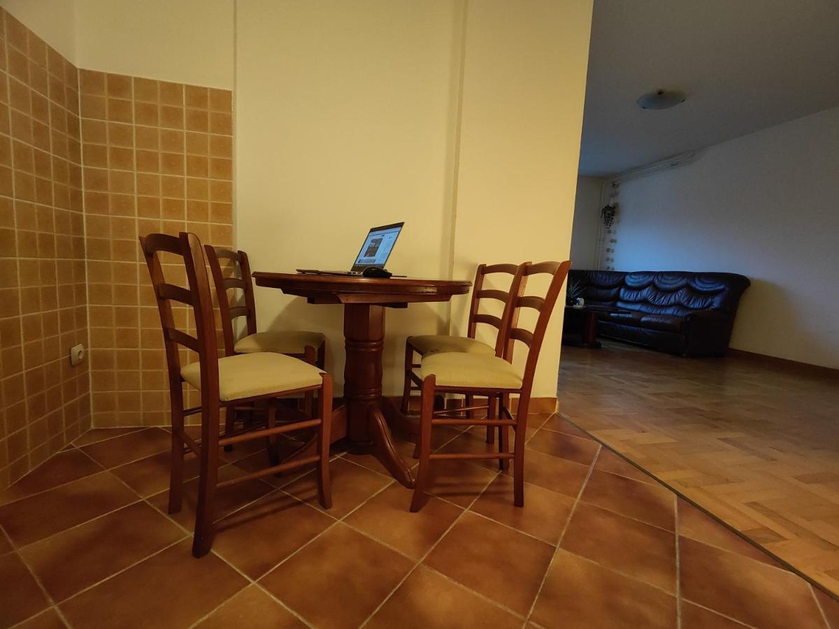 Appartamento Srecko No3 Belgrado Esterno foto