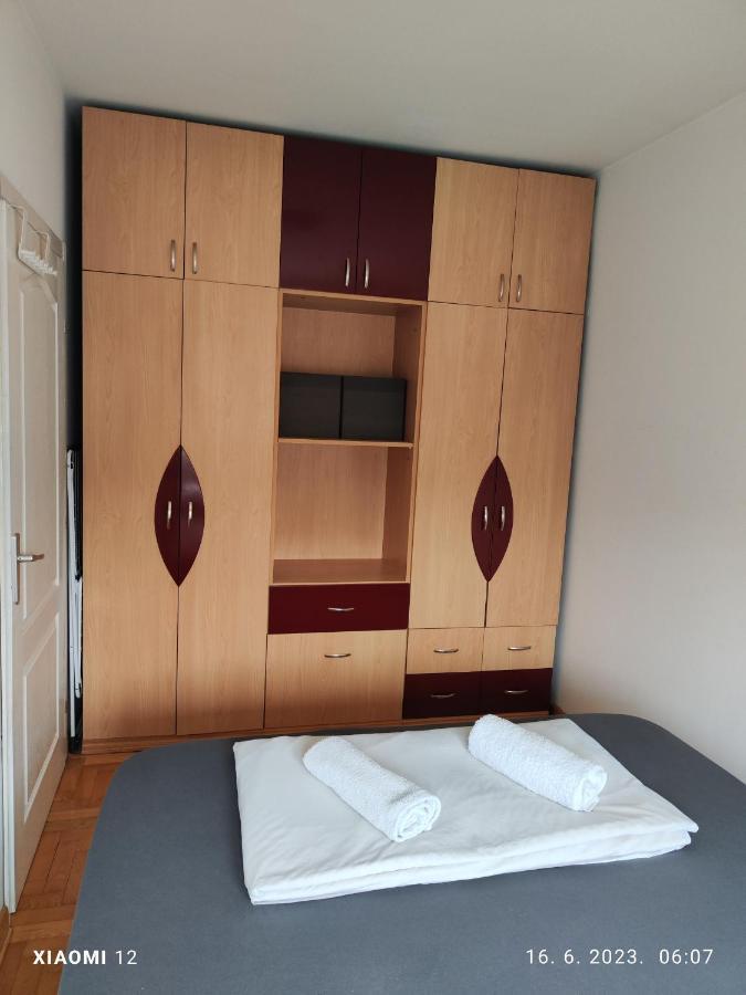 Appartamento Srecko No3 Belgrado Esterno foto
